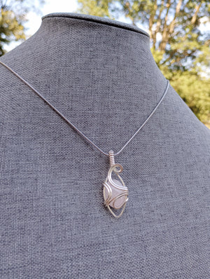 Acanthus Rose Quartz Pendant Necklace