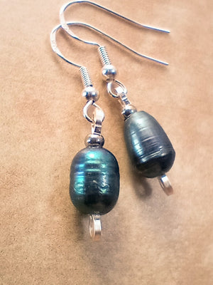 Midnight Mystique Freshwater Pearl Earrings