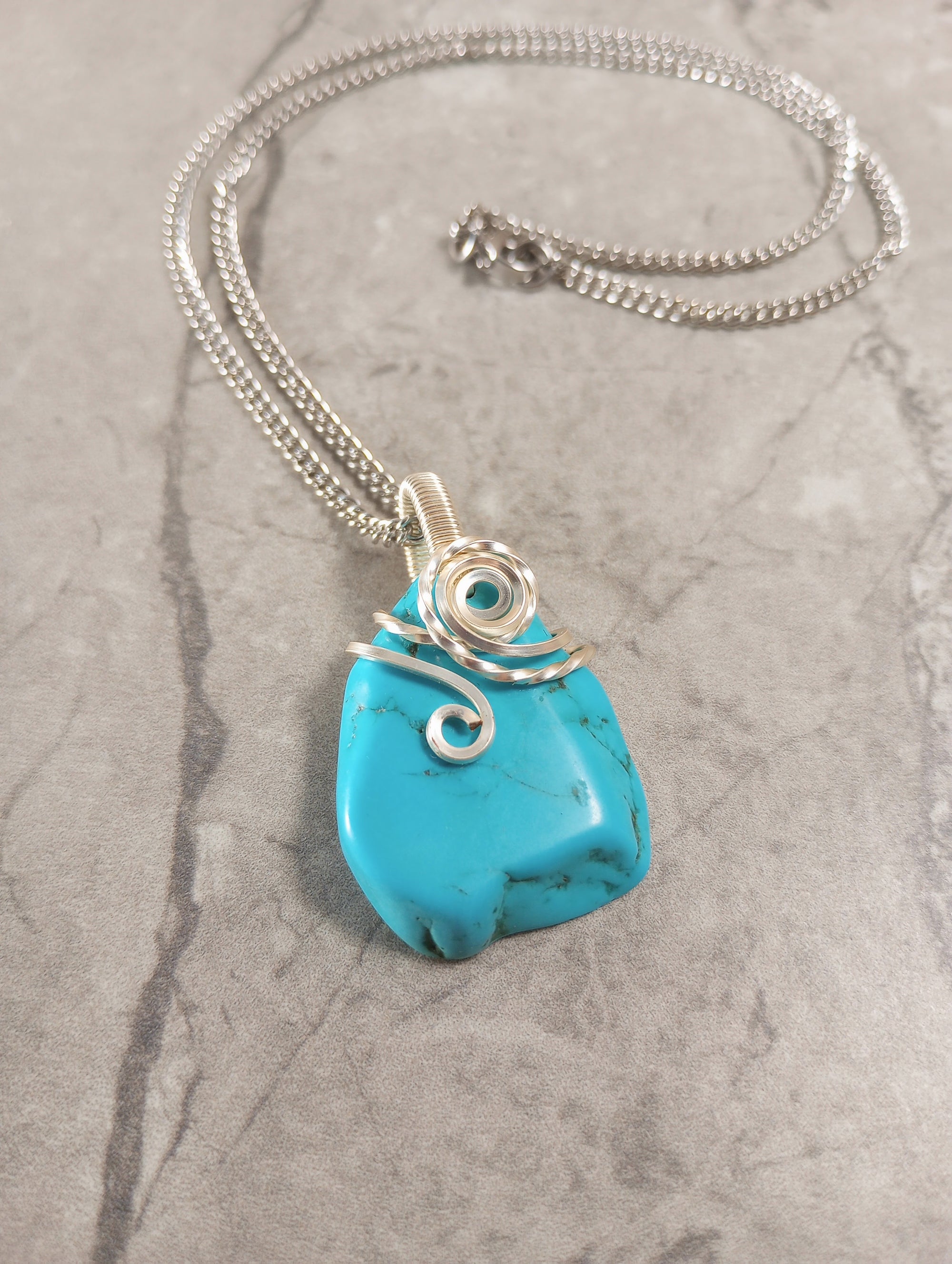 Turquoise Howlite & Silver Swirl Pendant Necklace