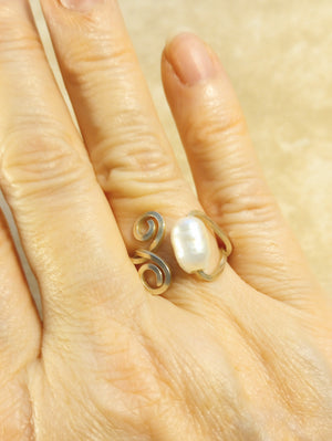 Double Swirl & Freshwater Pearl Sterling Silver Ring