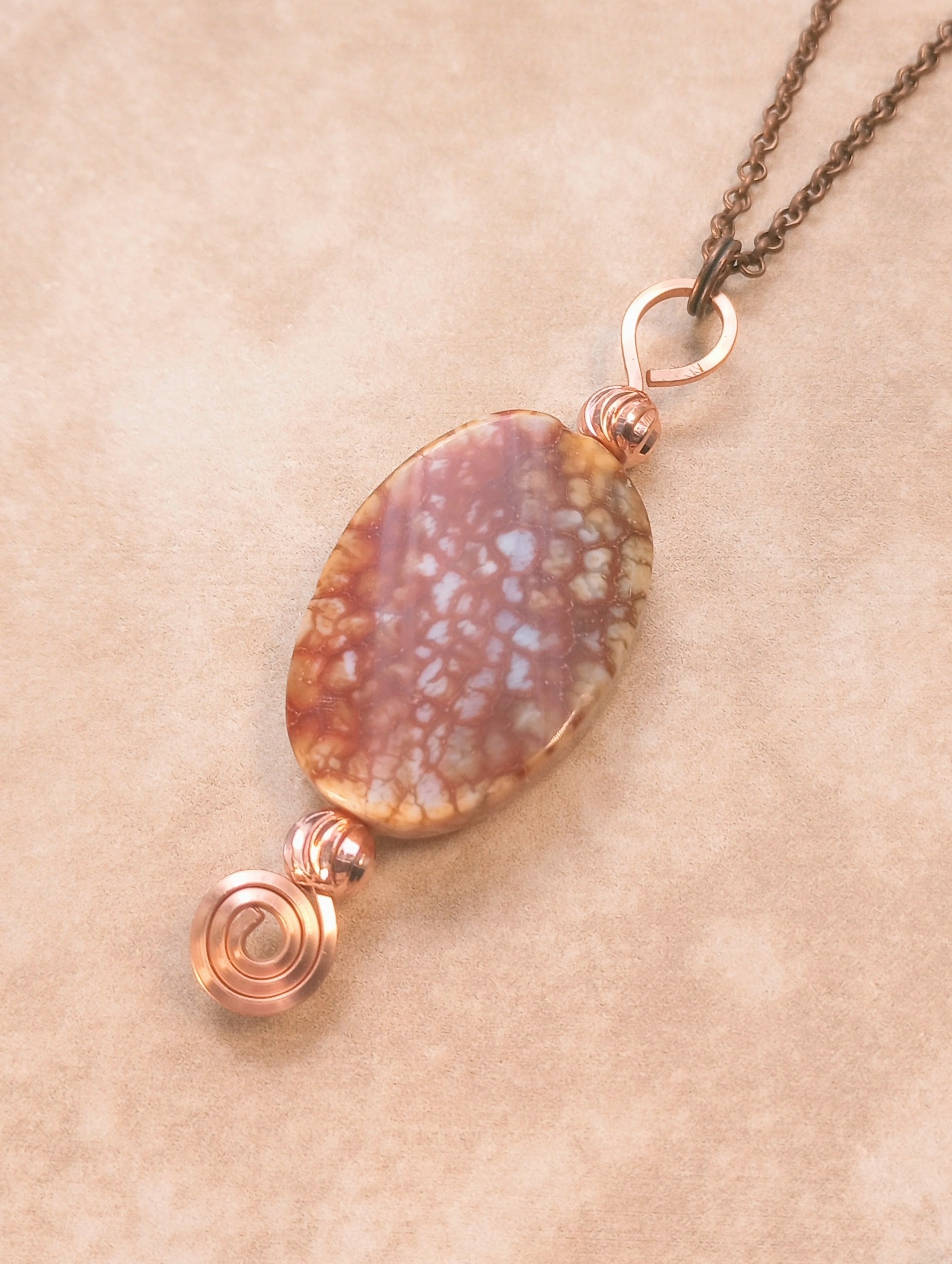 Stone Spinner Agate Pendant Necklace