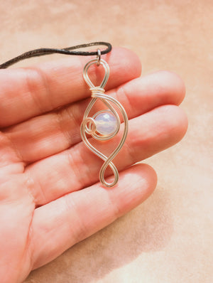 Fluent Wire Pendant Necklace (Silver & Opalite)