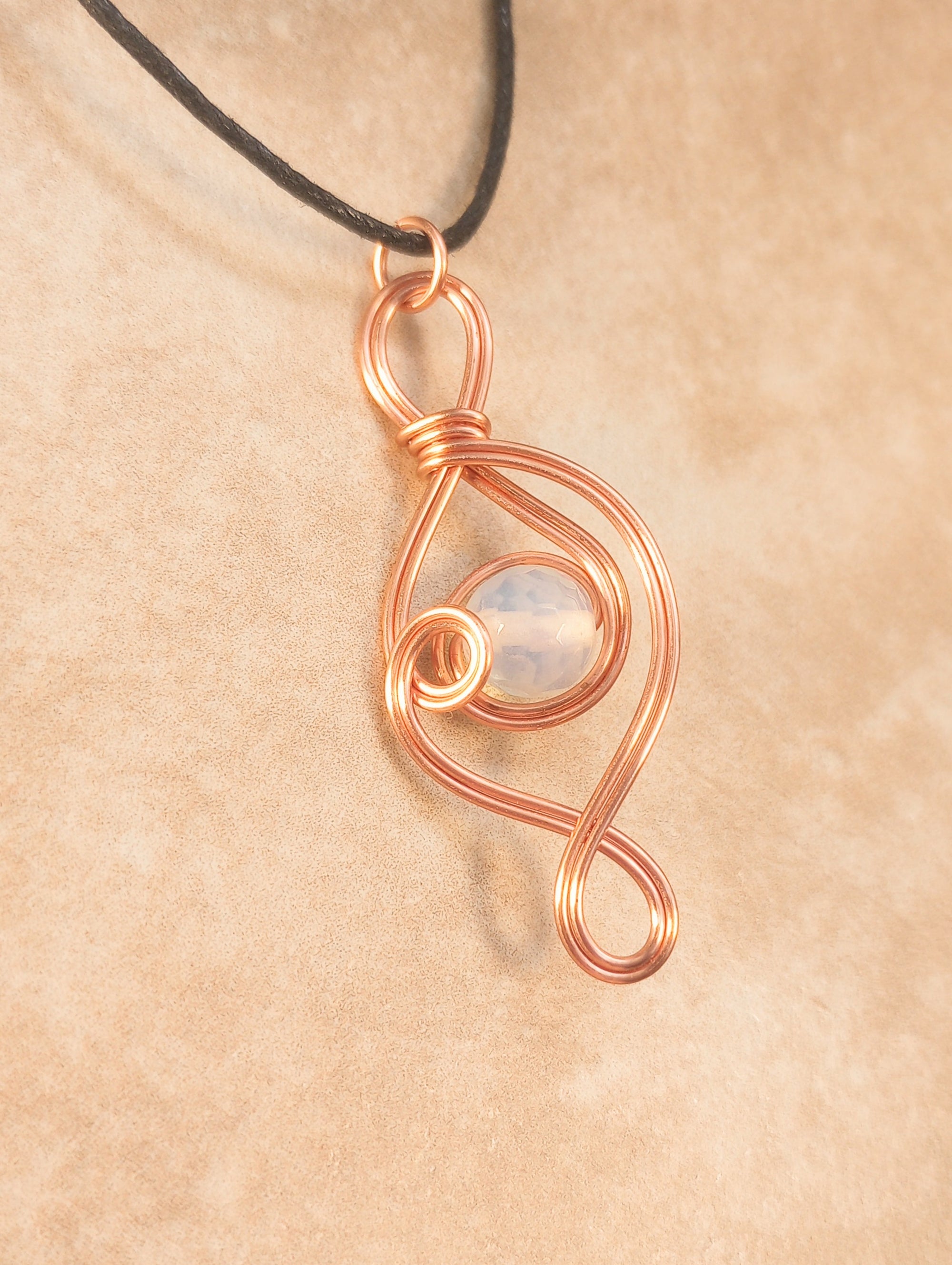 Fluent Wire Pendant Necklace (Copper & Opalite)