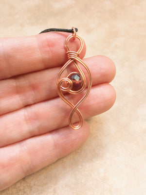 Fluent Wire Pendant Necklace (Copper & Purple)