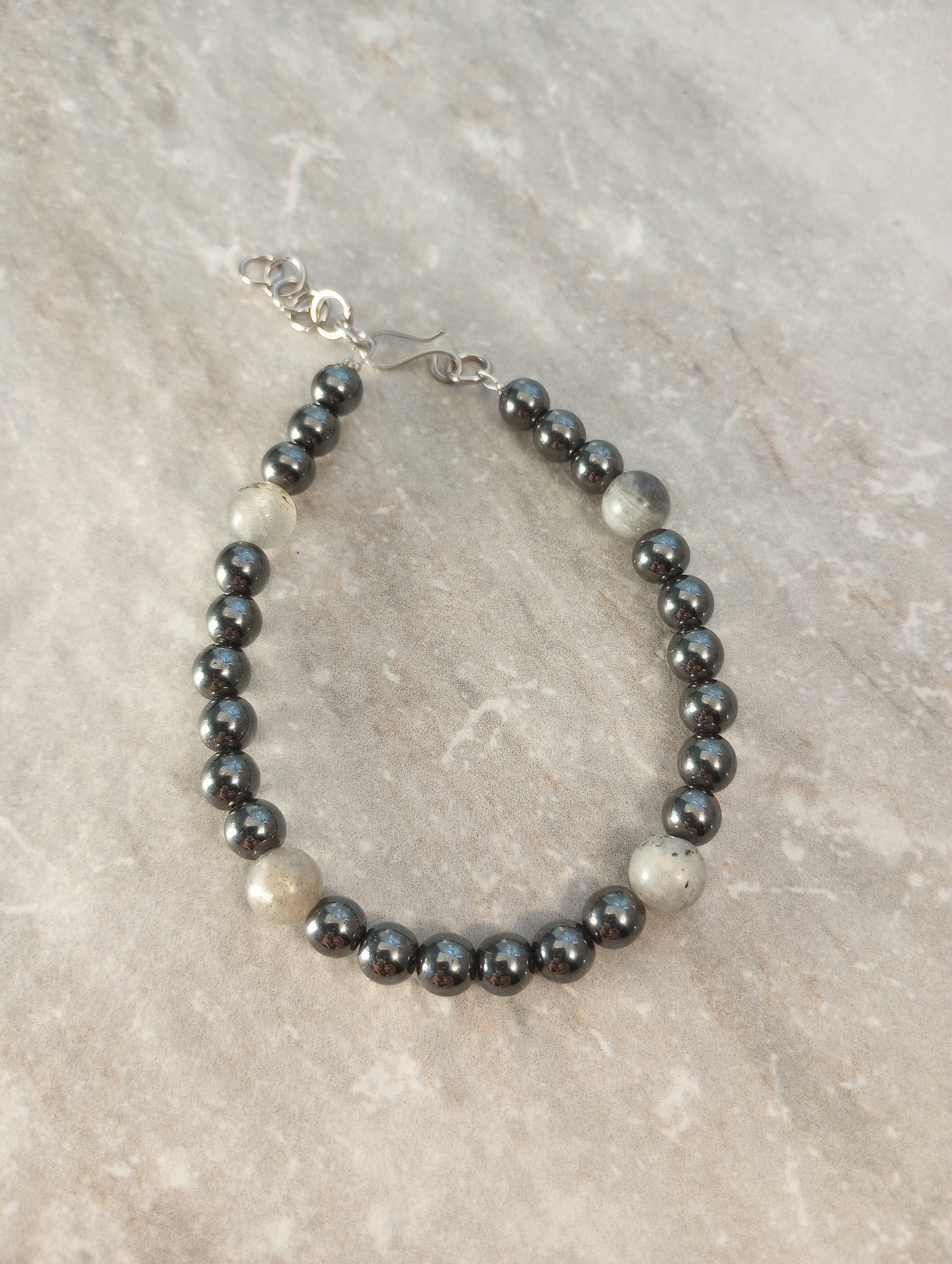 Labradorite & Hematite Beaded Bracelet