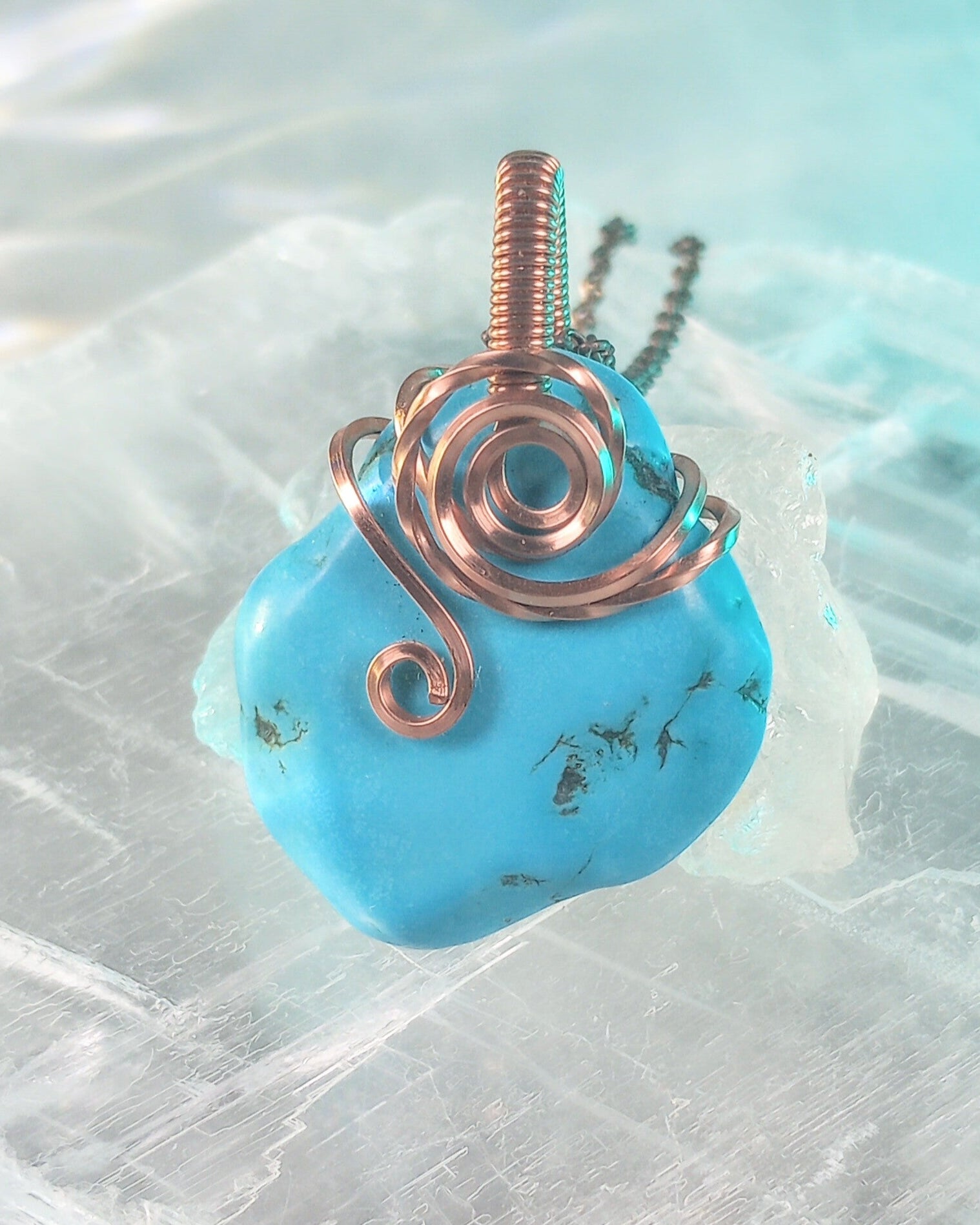 Turquoise Howlite & Copper Swirl Pendant Necklace