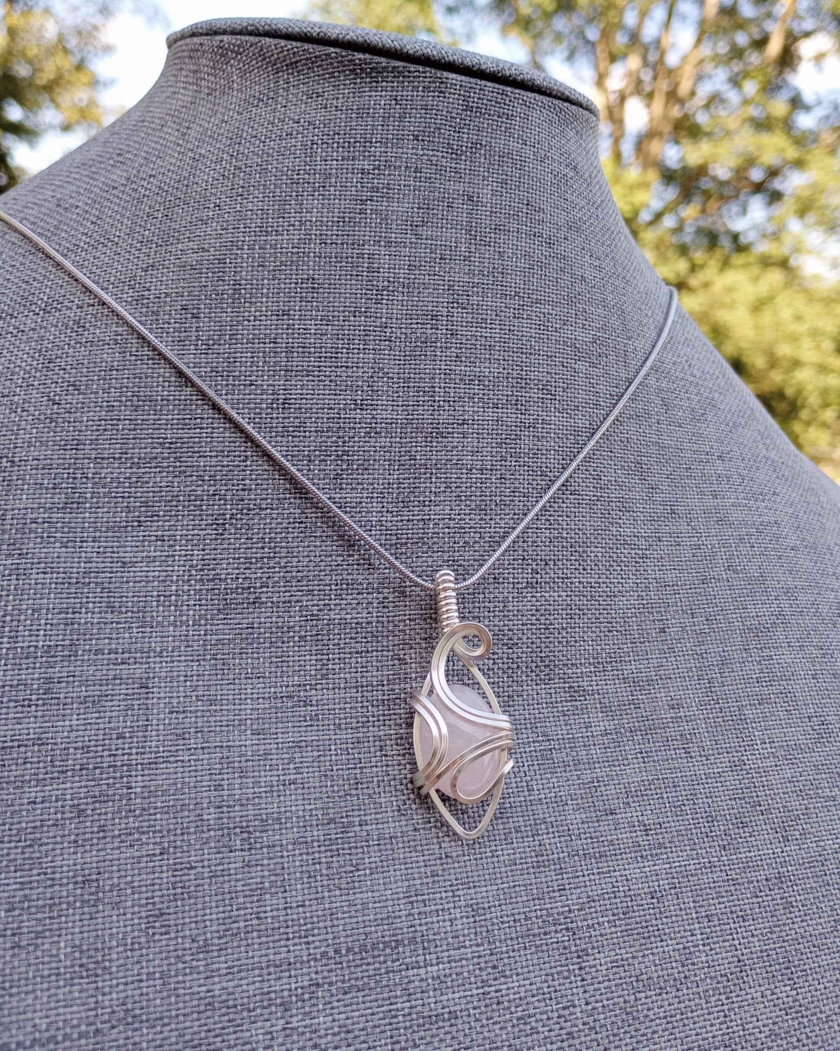Acanthus Rose Quartz Pendant Necklace - Windfall Jewelry