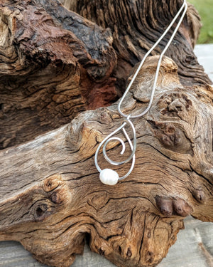 Caprice Art Wire Pendant Necklace - Windfall Jewelry