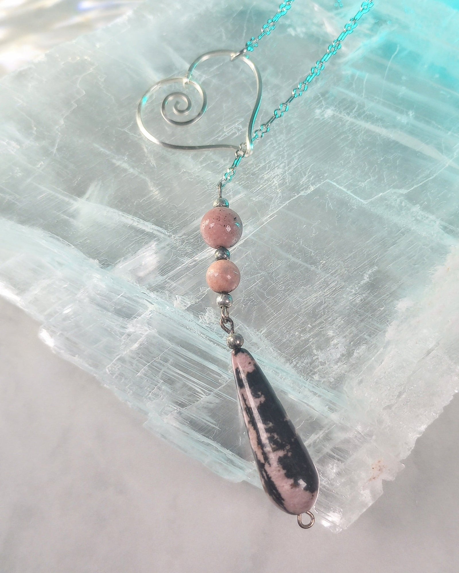 Heart & Rhodonite Teardrop Chain Lariat Necklace - Windfall Jewelry