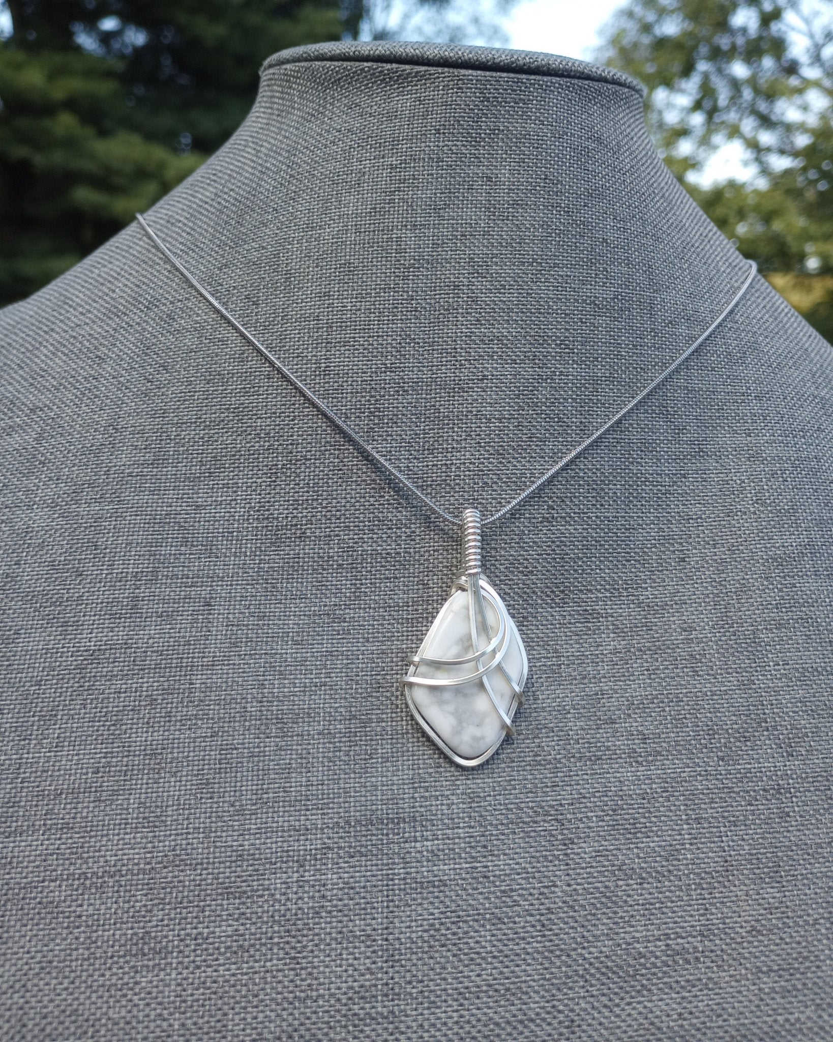 Howlite Natural Stone Pendant Necklace - Windfall Jewelry