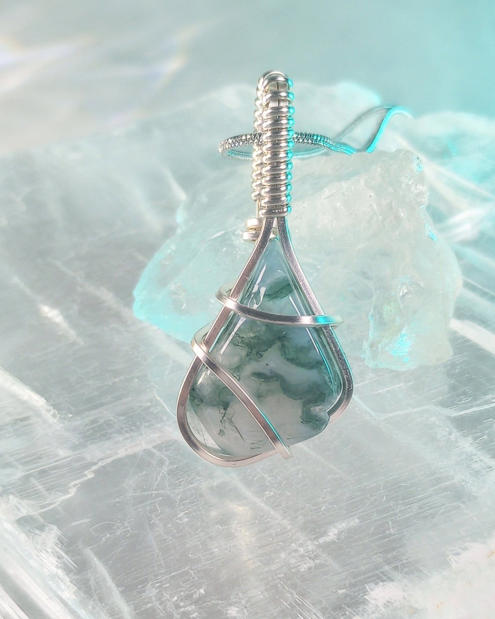 Moss Agate Natural Stone Pendant Necklace - Windfall Jewelry