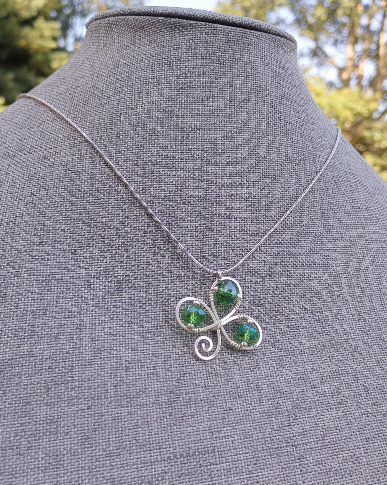 Shamrock Pendant Necklace - Windfall Jewelry