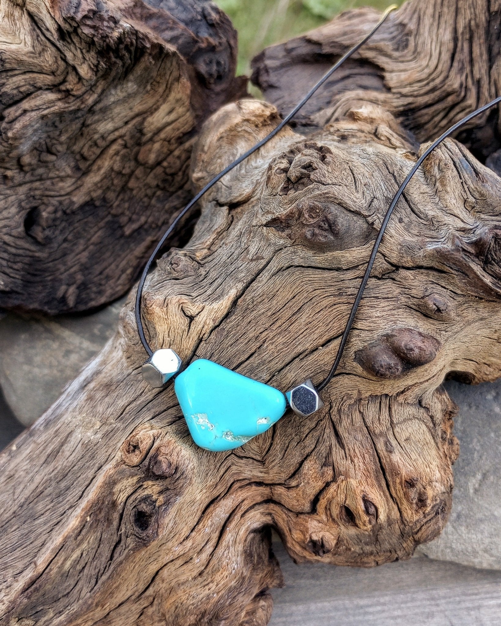 Turquoise Howlite Nugget Beaded Necklace - Windfall Jewelry