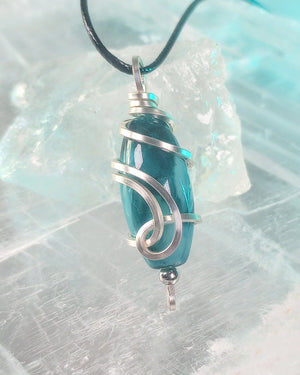 Wavy Splash Bead Pendant Necklace - Windfall Jewelry